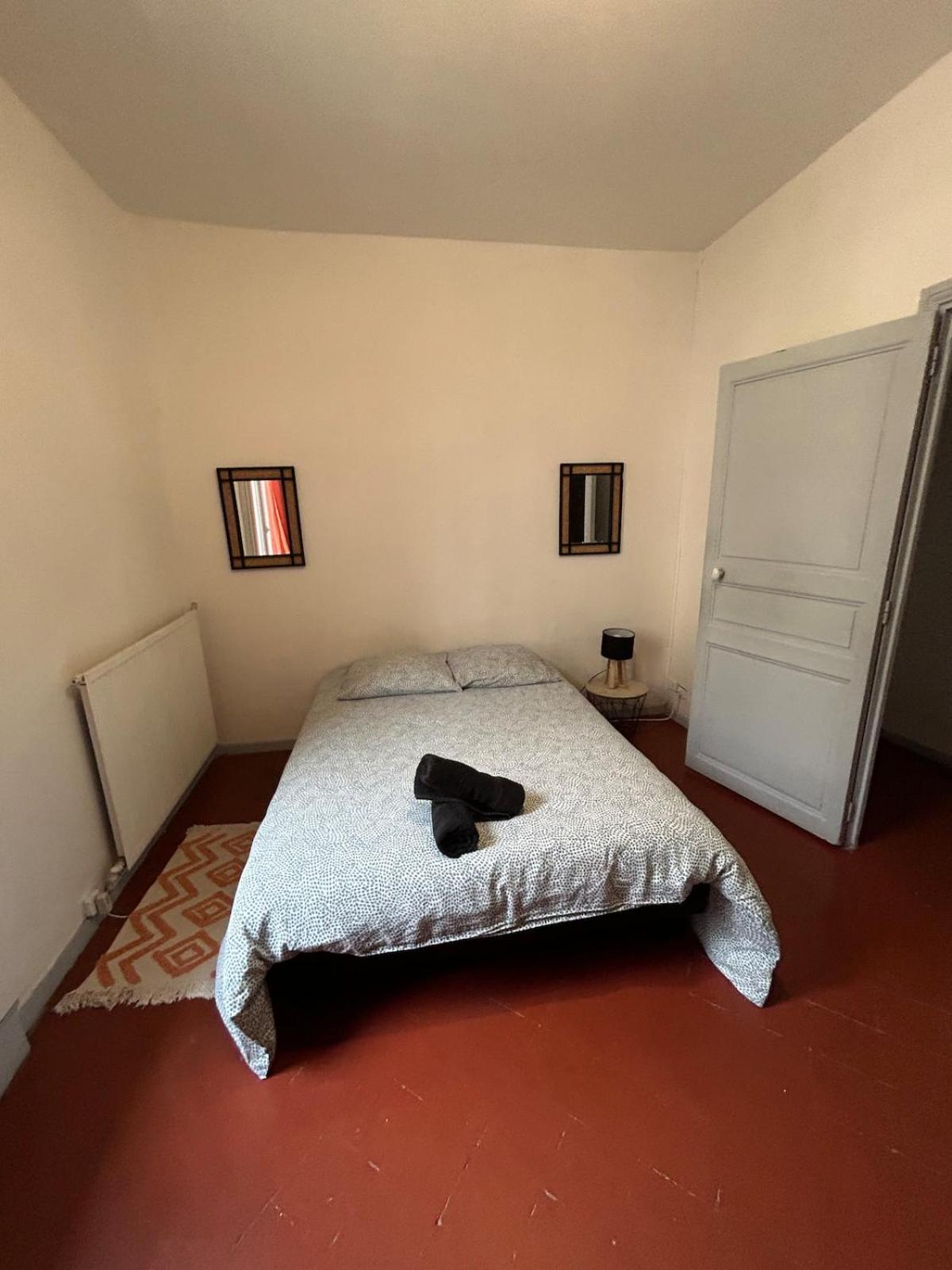 Grand Appartement De 100M2 -Allee Paul Riquet Beziers - 4Chambres - Wifi- Tv Connectee Esterno foto