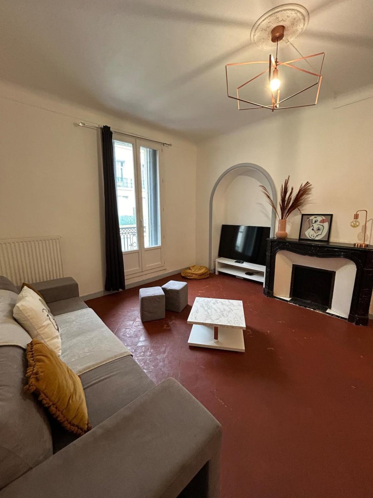 Grand Appartement De 100M2 -Allee Paul Riquet Beziers - 4Chambres - Wifi- Tv Connectee Esterno foto
